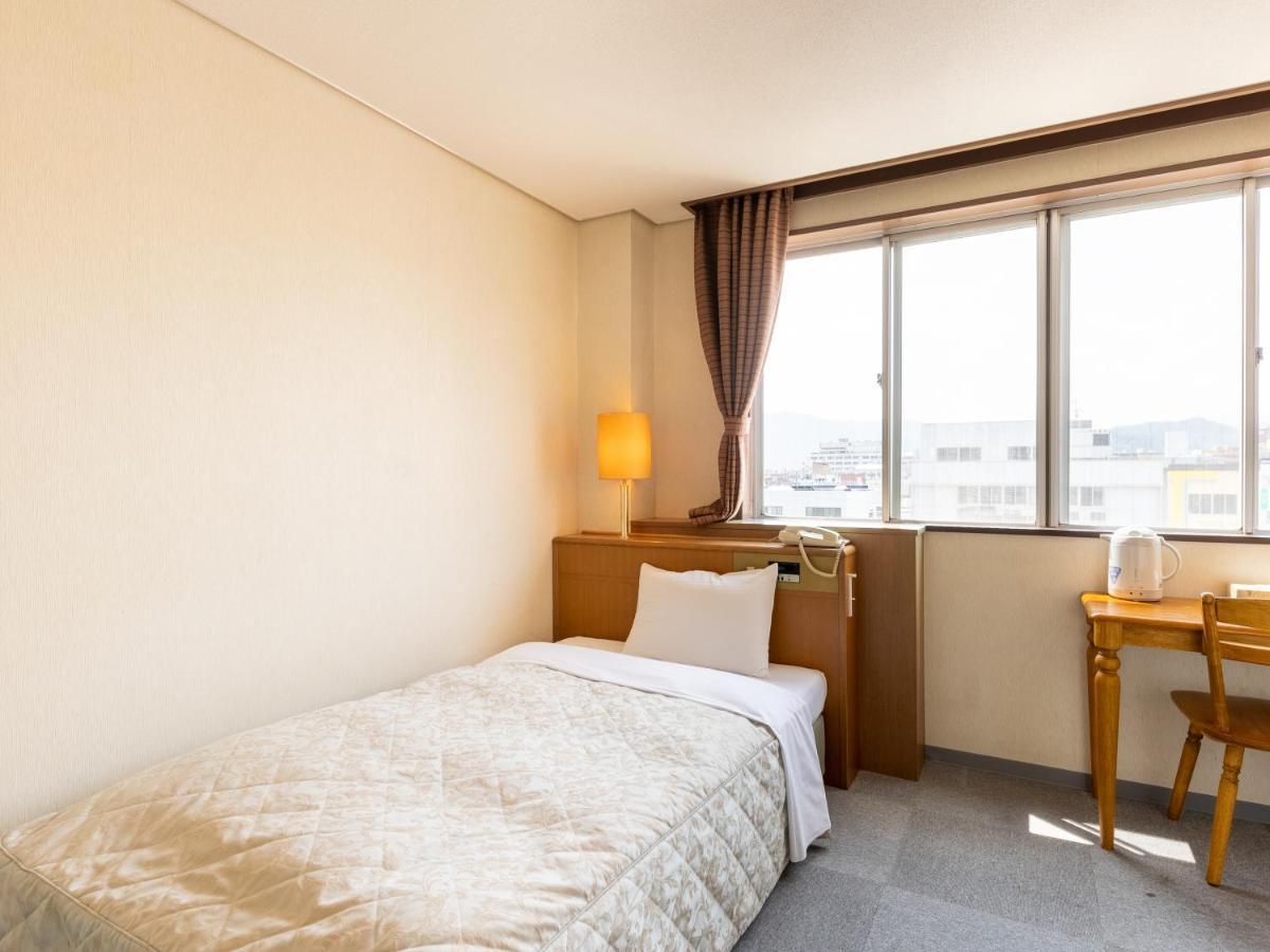 Tabist Kanko Business Hotel Matsuyama Hida Takayama Такаяма Экстерьер фото