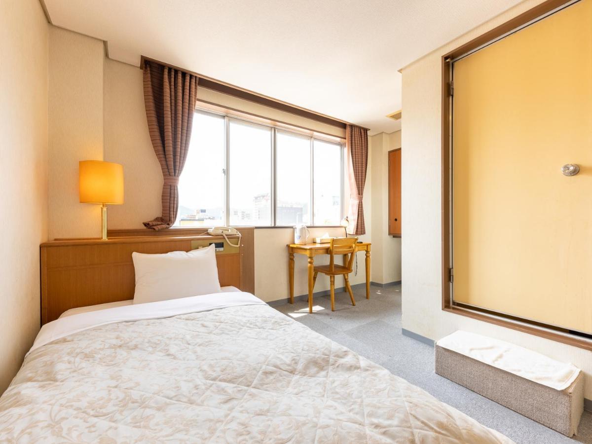 Tabist Kanko Business Hotel Matsuyama Hida Takayama Такаяма Экстерьер фото