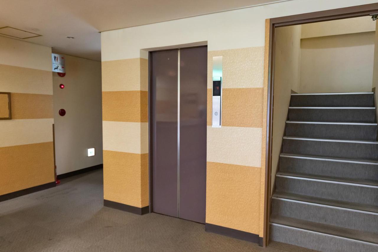 Tabist Kanko Business Hotel Matsuyama Hida Takayama Такаяма Экстерьер фото